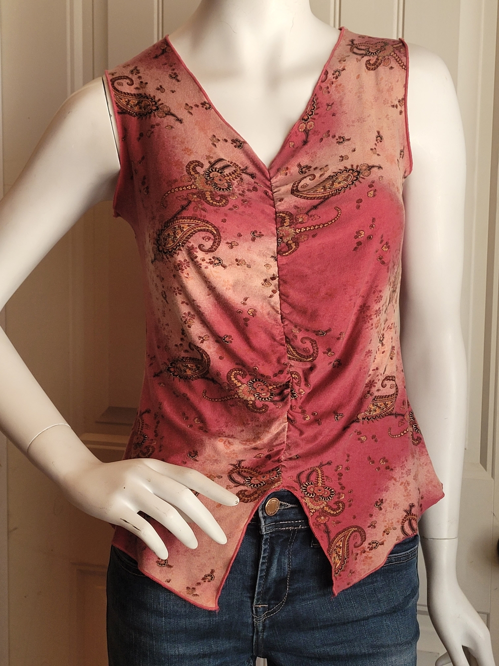 Early Y2k Sleeveless V-Neck Paisley Print Top in Rose Juniors L